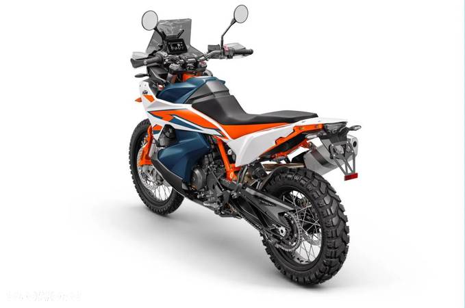 KTM Adventure - 3