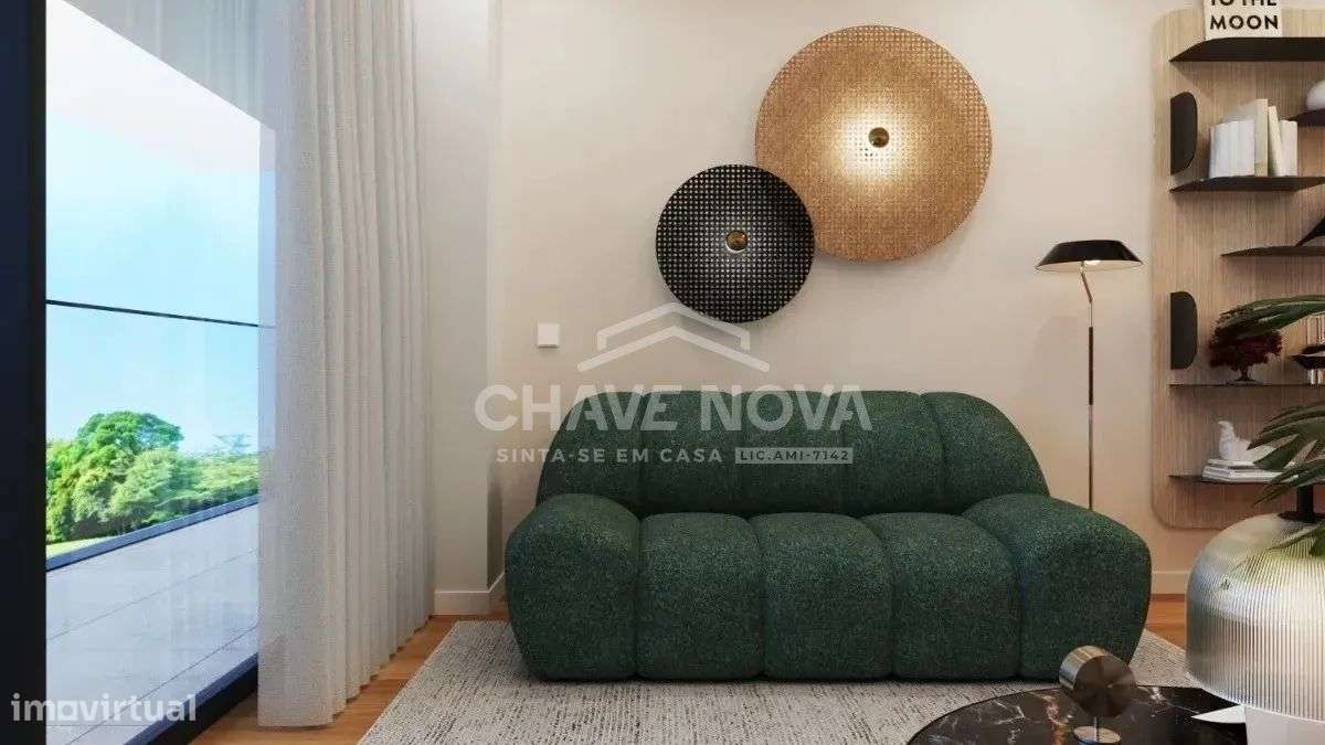 Apartamento T1 Novo c/ Lugar de Garagem e Arrumo em Santa Marinha-10