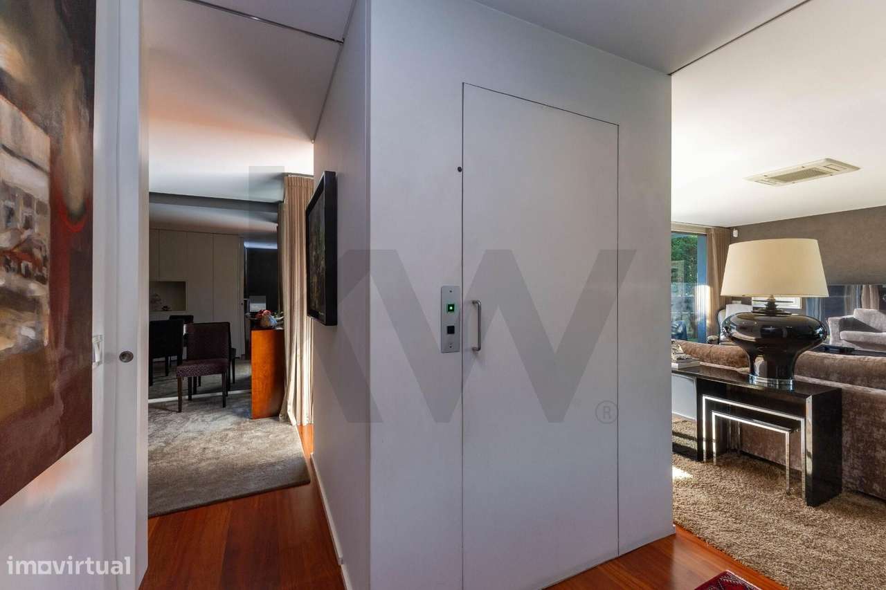 Fantástica moradia T3, com  jardim, piscina, situada em zona tranquila-8