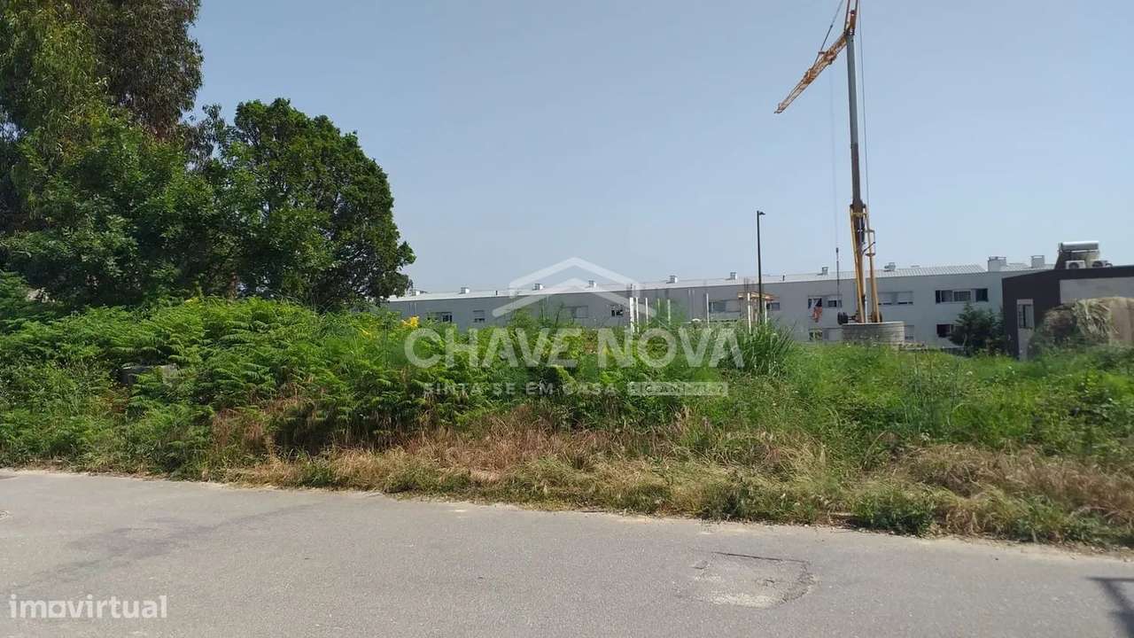 Lote para Moradia Isolada na Madalena-0