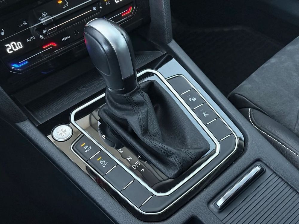 Volkswagen Passat-Variant 2.0 TDI Elegance DSG 2022 — zdjęcie 7