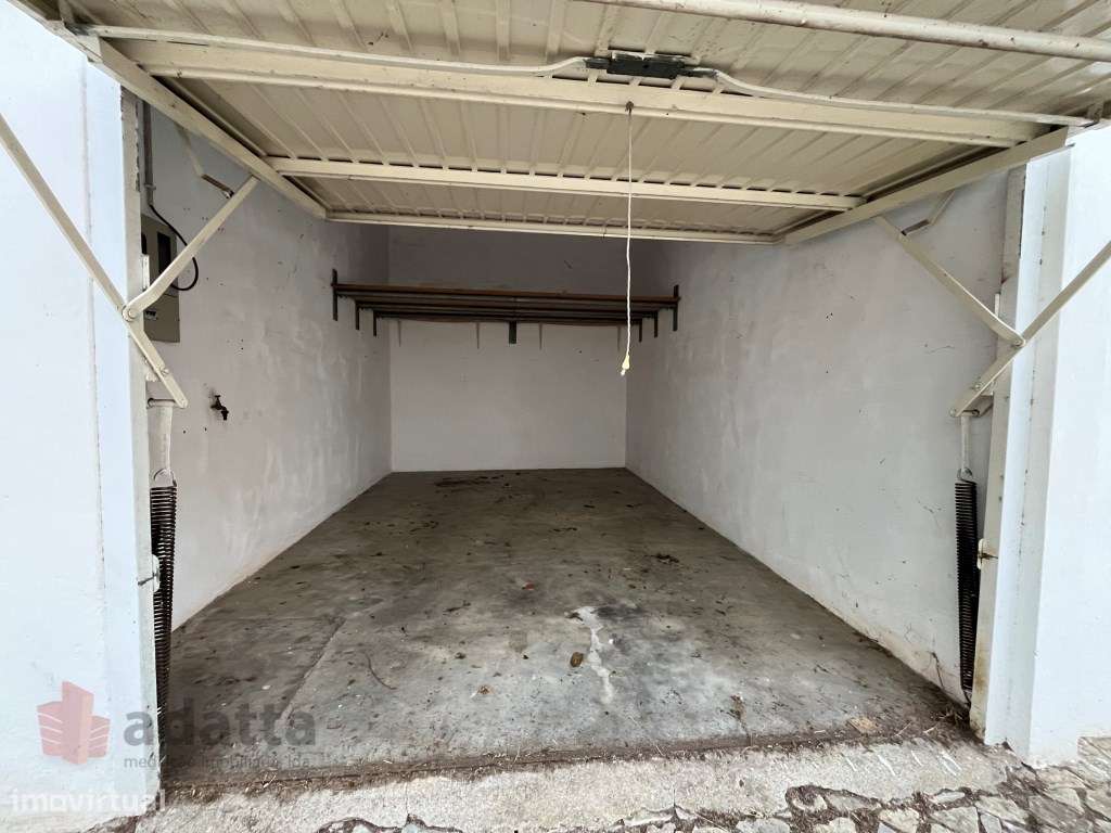 GARAGEM com entrepiso. OLIVAIS. COIMBRA - Grande imagem: 4/6