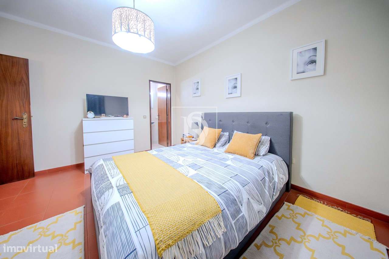 Moradia T3 + Lote Urbano 384m2 | Urb. Casal Tocha, Torres Novas-10