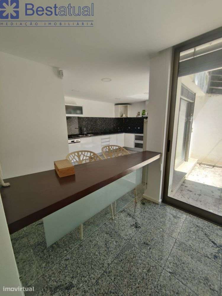 Moradia T 3 com piscina - Oportunidade!-22