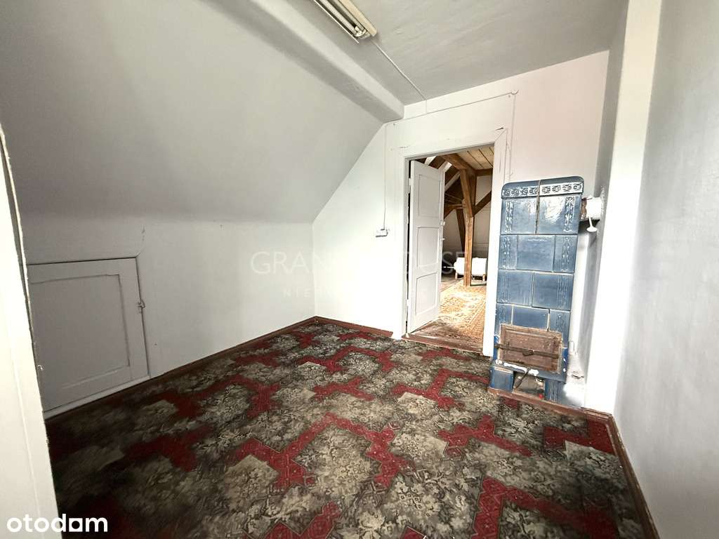 NOWA CENA  – Połowa domu , ogród, garaż, strych-11