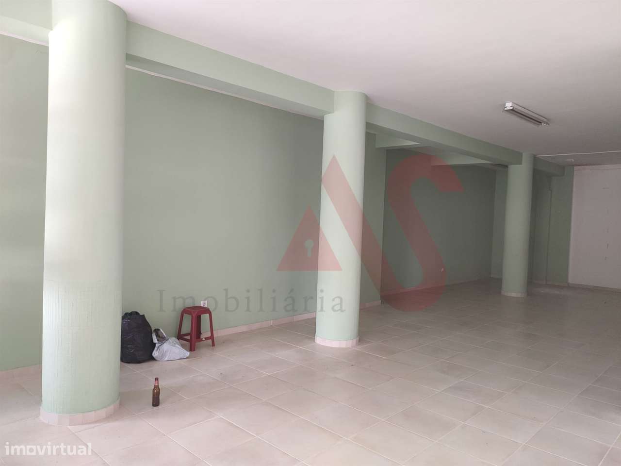 Loja com 98 m²,  a 2 min. do Hospital e a 5 min. do Centro Histórico d - Grande imagem: 5/6