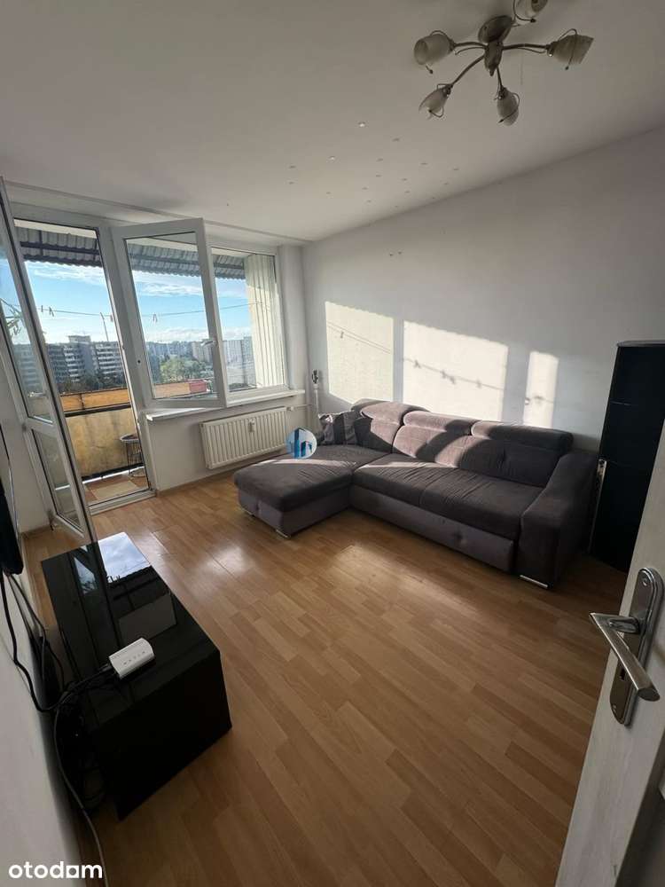 dwa rozkładowe pokoje z osobną widną kuchnią-1