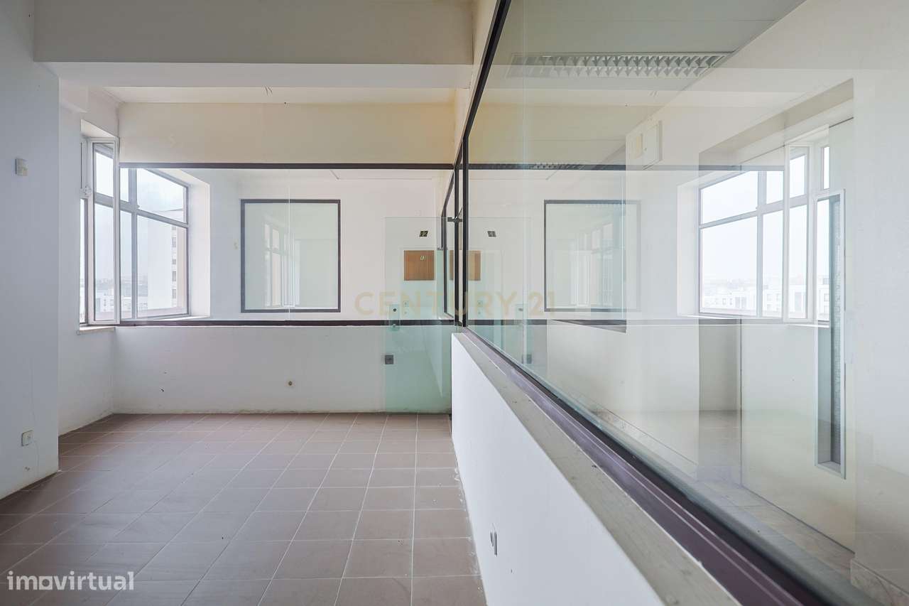 11 Lojas à Venda em bloco | 326 m²-7