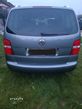 Volkswagen Touran 2.0 TDI DPF Highline - 16