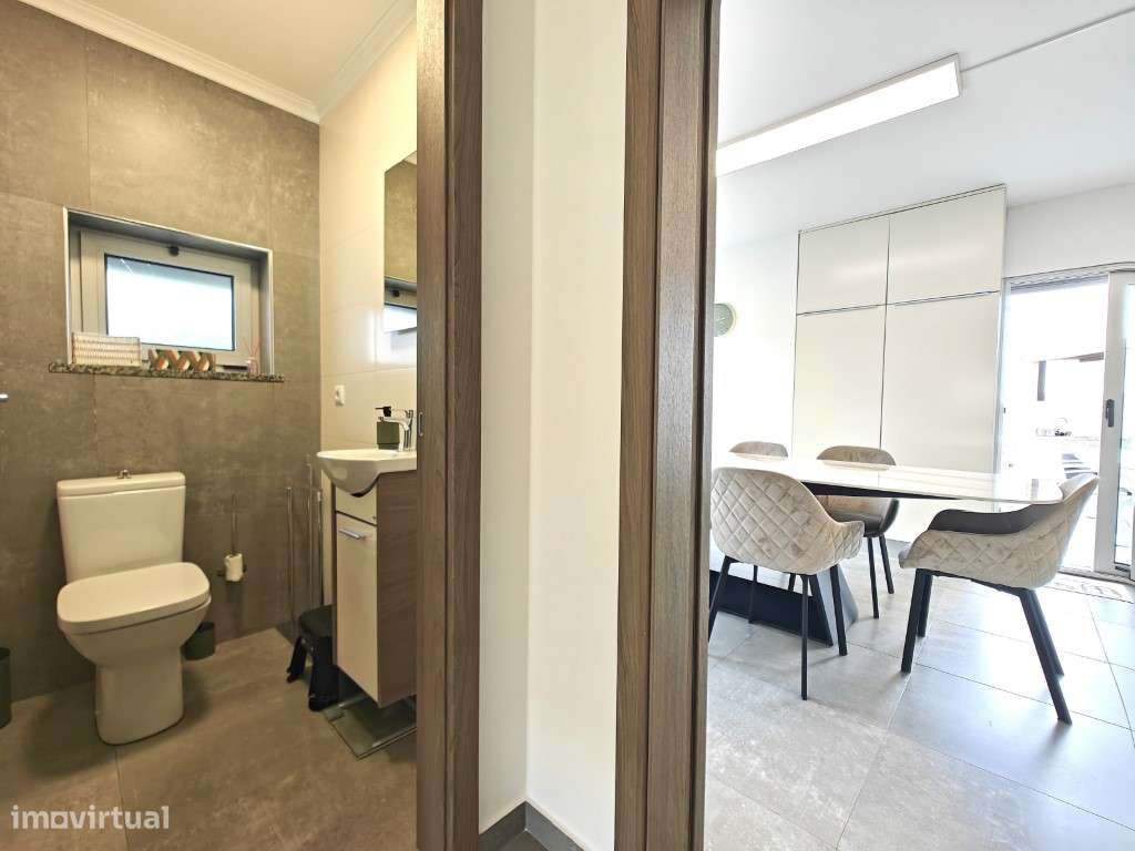 Moradia no Baleal a 500 metros da praia - Grande imagem: 4/41