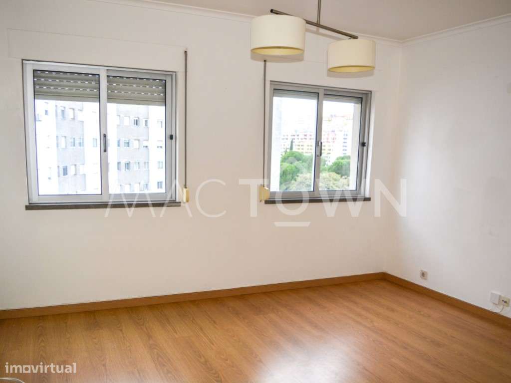 Conforto e Mobilidade num T2 junto ao Parque da Bela Vista - Grande imagem: 3/25