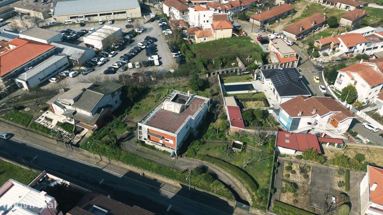 ✨ Oportunidade Única no Centro de Penafiel ✨-20