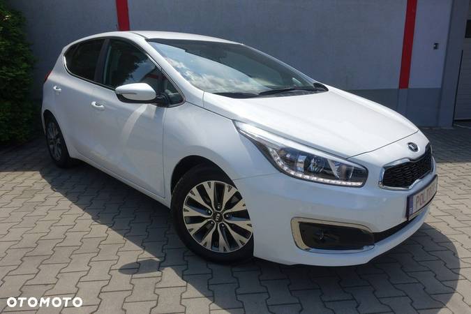 Kia Ceed Cee'd 1.6 CRDi L - 4