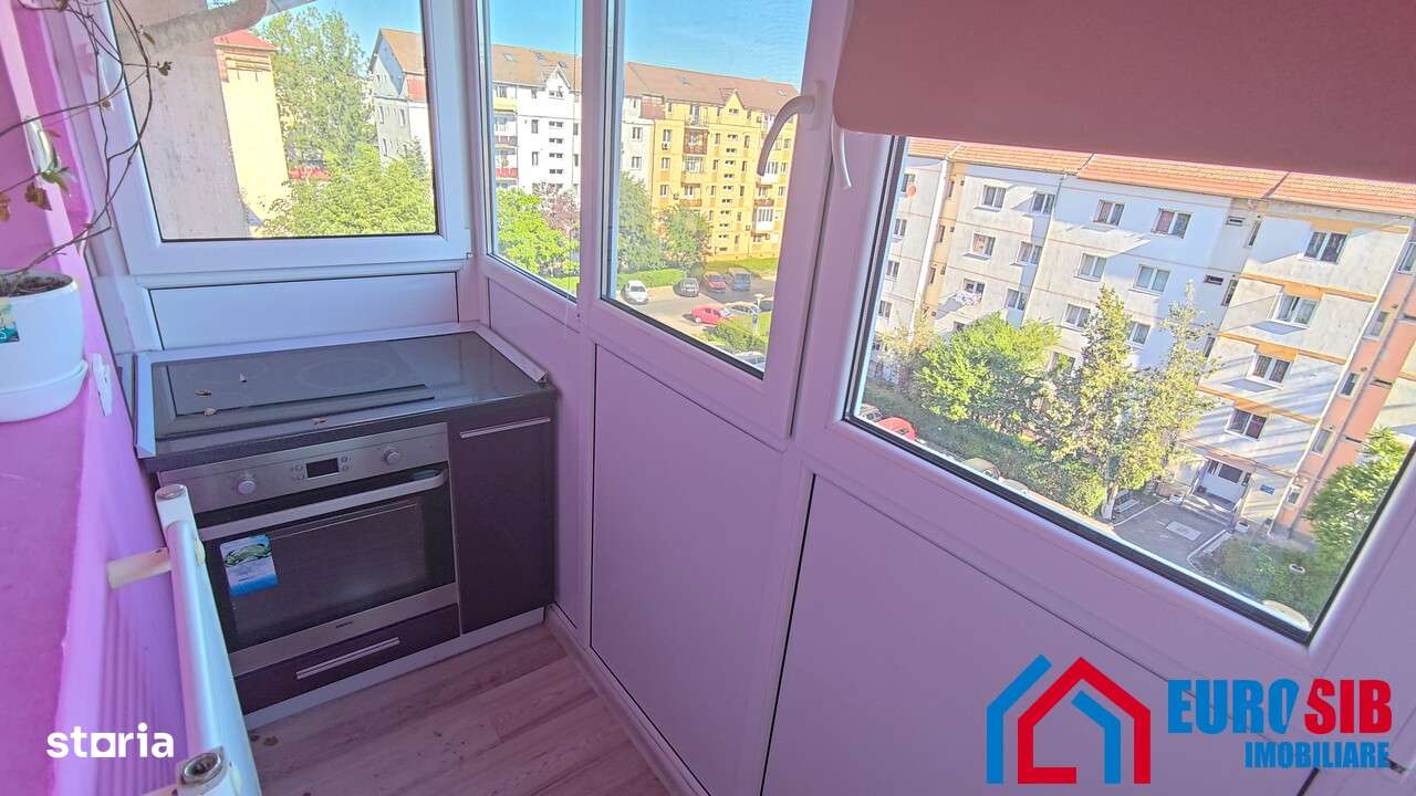Apartament cu 3 dormitoare in Sibiu zona Ciresica-4