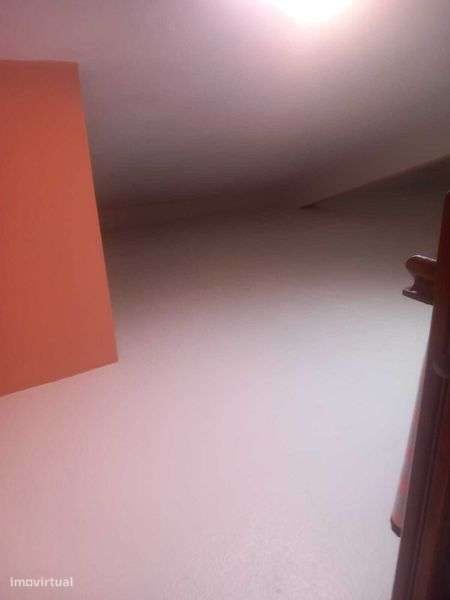 T1 espaçoso com sótão baixa de coimbra - Grande imagem: 5/11