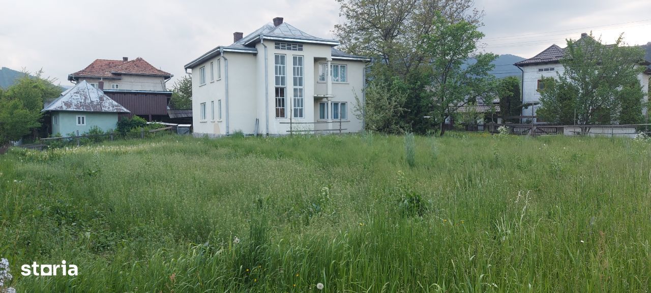 Casa si teren in zona centrala Vama, Suceava – Bucovina