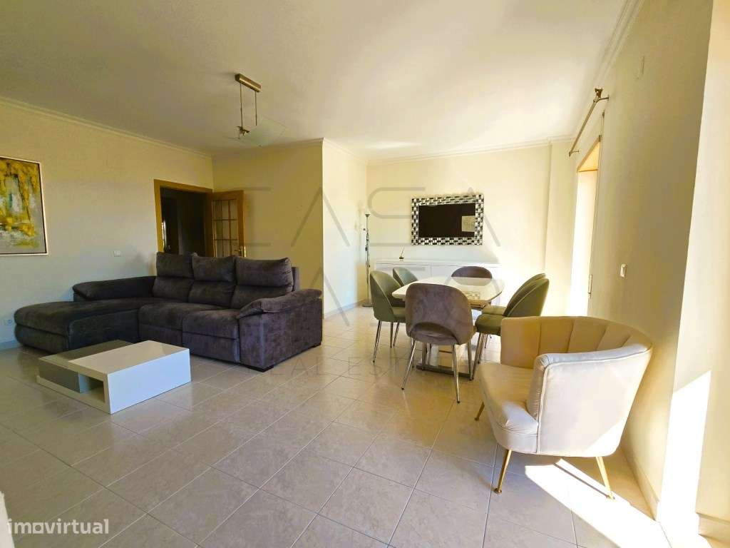 4 Assoalhadas com garagem e arrecadação, vista panorâmica para o ri... - Grande imagem: 3/34