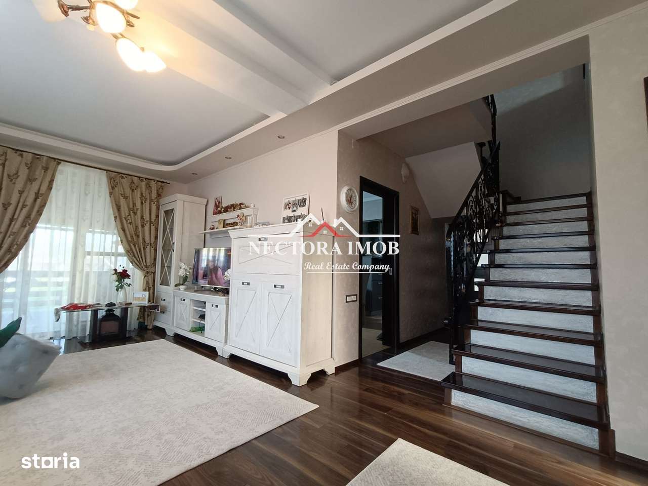 NECTORA IMOB-Casa P+M, 180 mp utili + terasa + Teren 780 mp, Episcopia-1