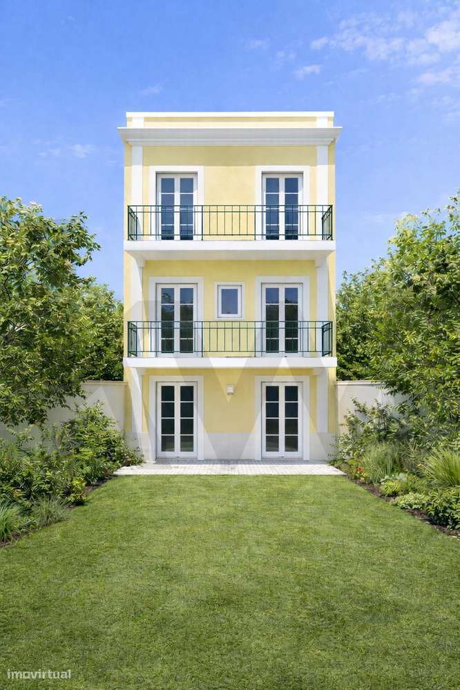 A sua Moradia de Sonho no Coração de Lisboa – Prédio com Jardim Privat-12