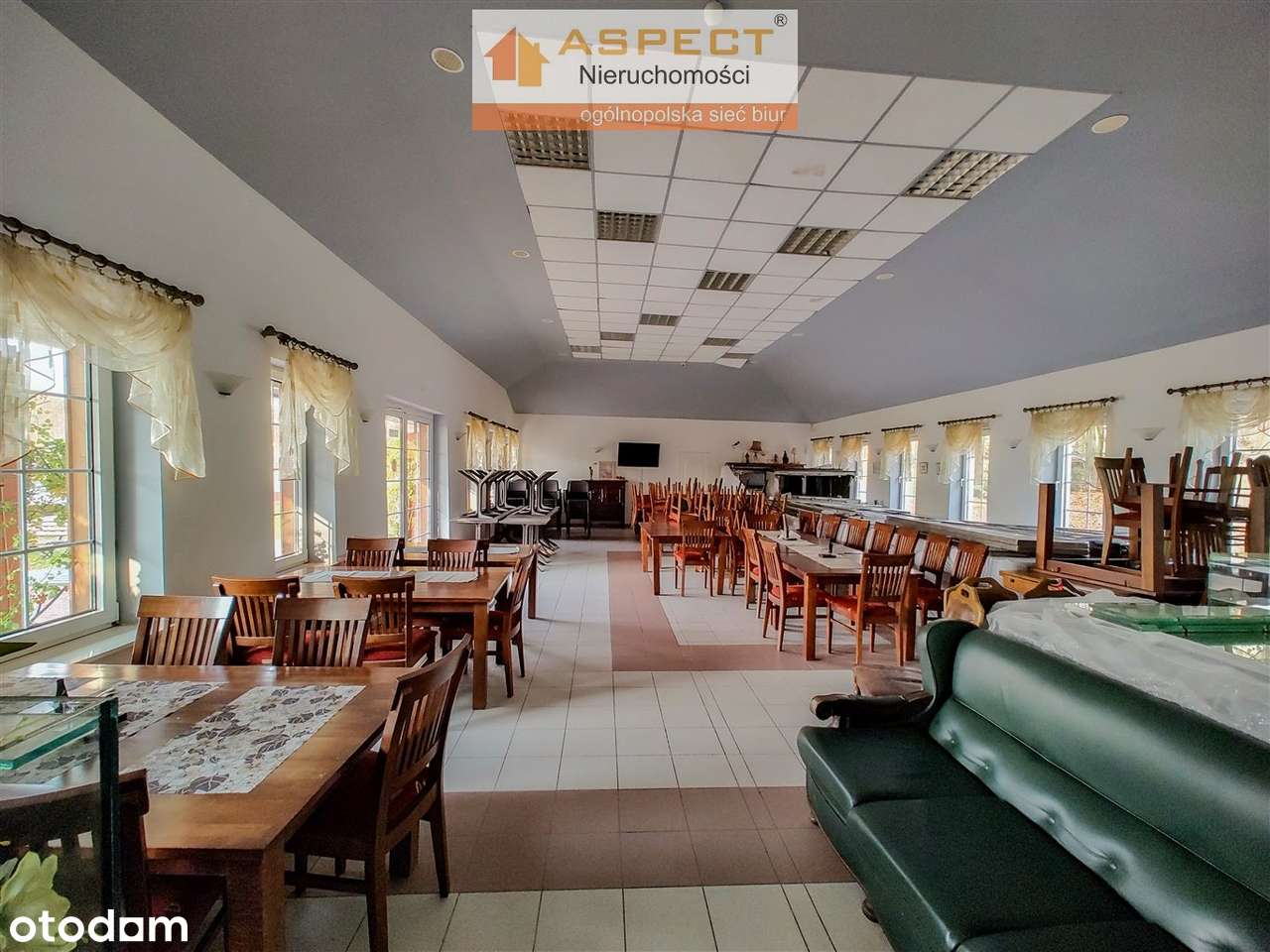 Dworek z Restauracją, działający hotel i zajazd - Pełny obrazek: 3/17