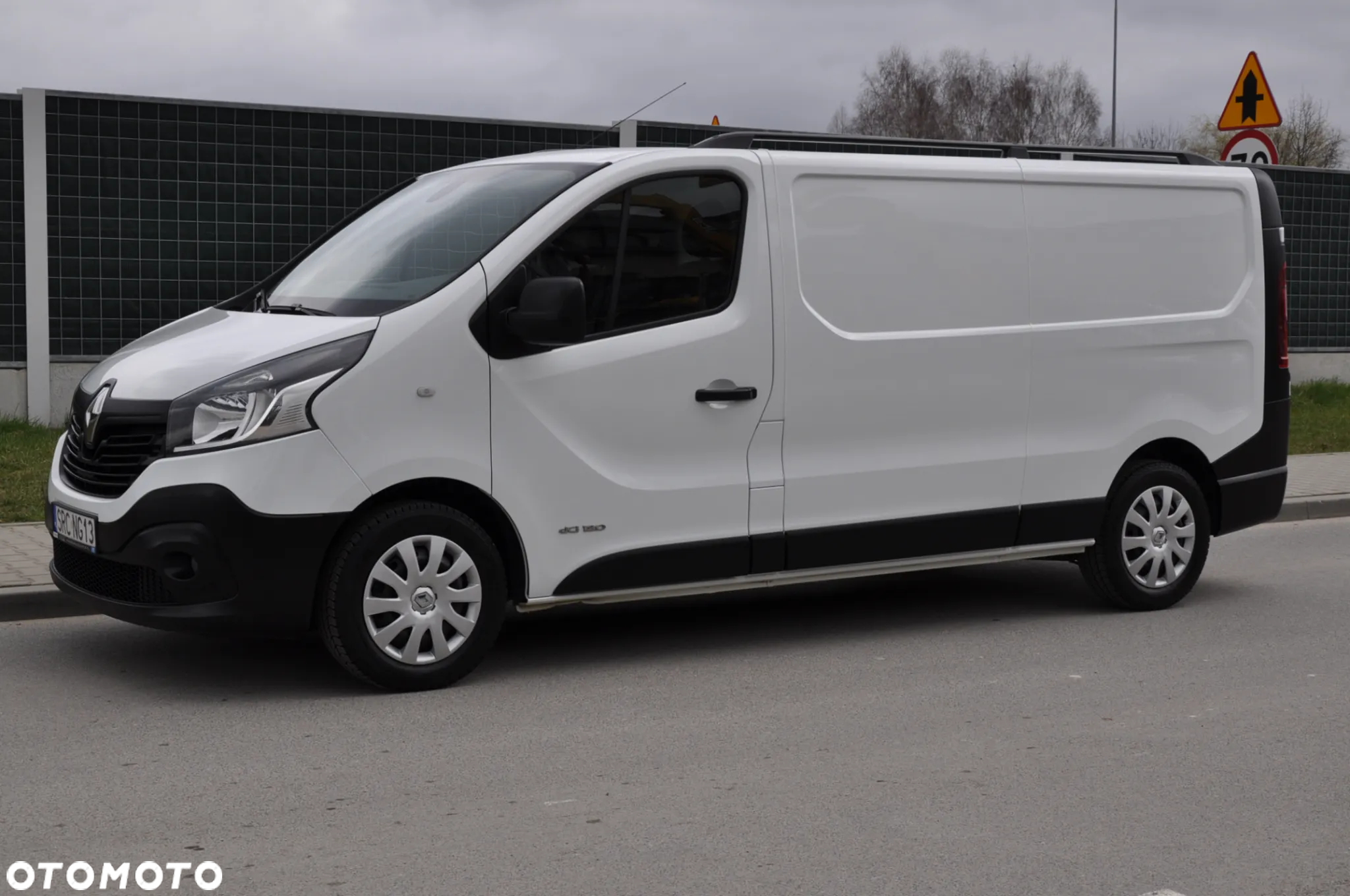 Renault TRAFIC L2H1 FURGON KRAJOWY BEZWYPADKOWY I WŁAŚCICIEL - 20