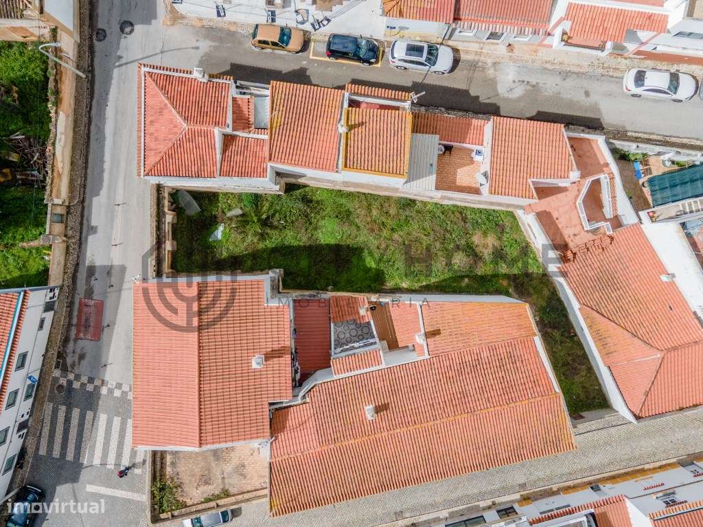 Ruína com Projeto em Aprovação - Casa Loko | T3 | Lagoa-6