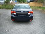 Toyota Avensis 1.6 - 6