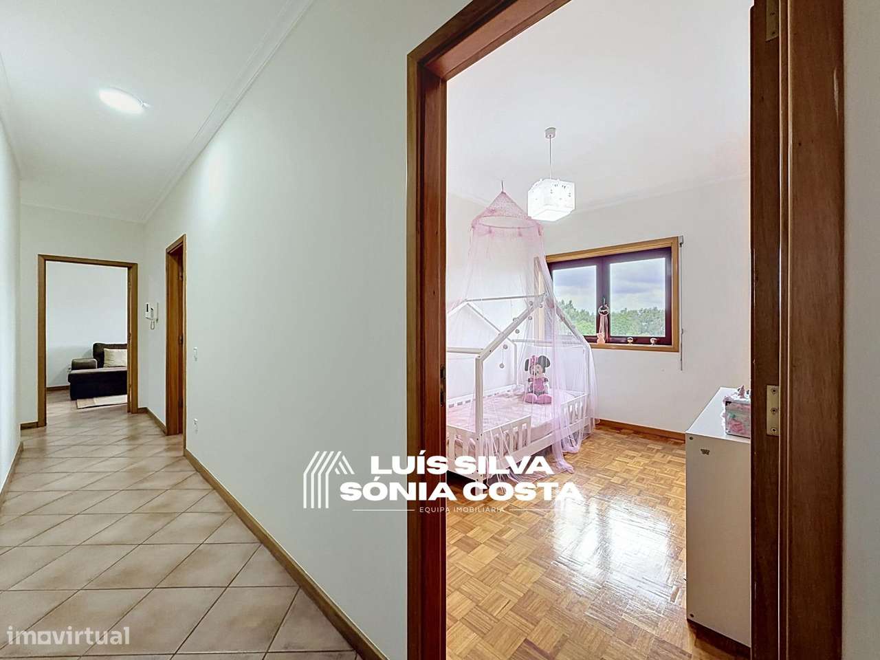 Apartamento T2 c/ Garagem, Arrumos, Varandas & Elevador –...-15