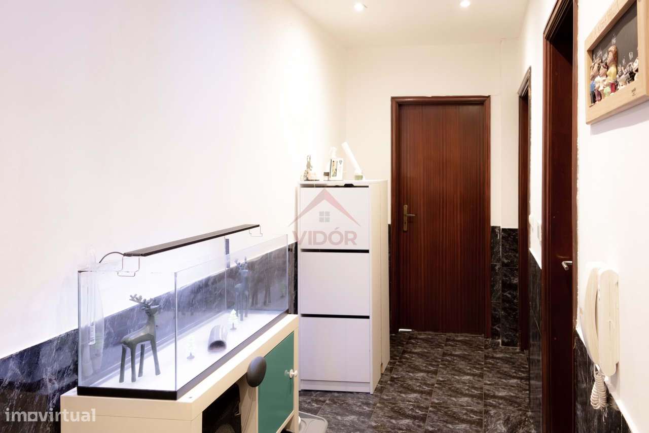 T1+1 com Terraço Amplo e Lugar de Garagem - Grande imagem: 3/16