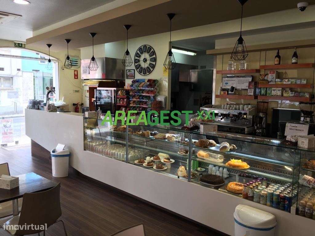 Loja para trespasse no centro de Vila Franca de Xira-18