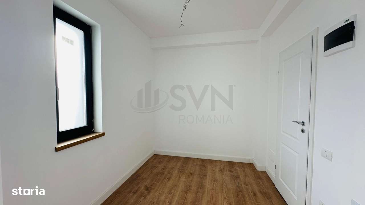 Vila de vanzare cu panouri solare - Imagine principală: 2/8