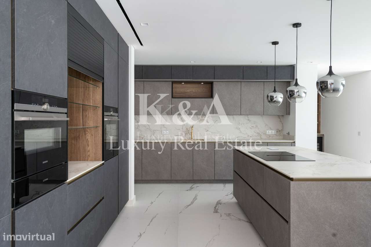 Moradia V6 contemporânea com vistas panorâmicas no Triângulo Dourado,-14