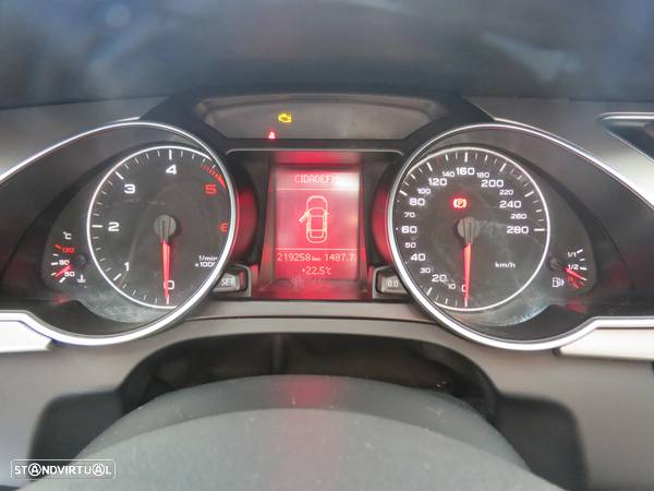 Audi A5 2.0 TDI S-line - 9