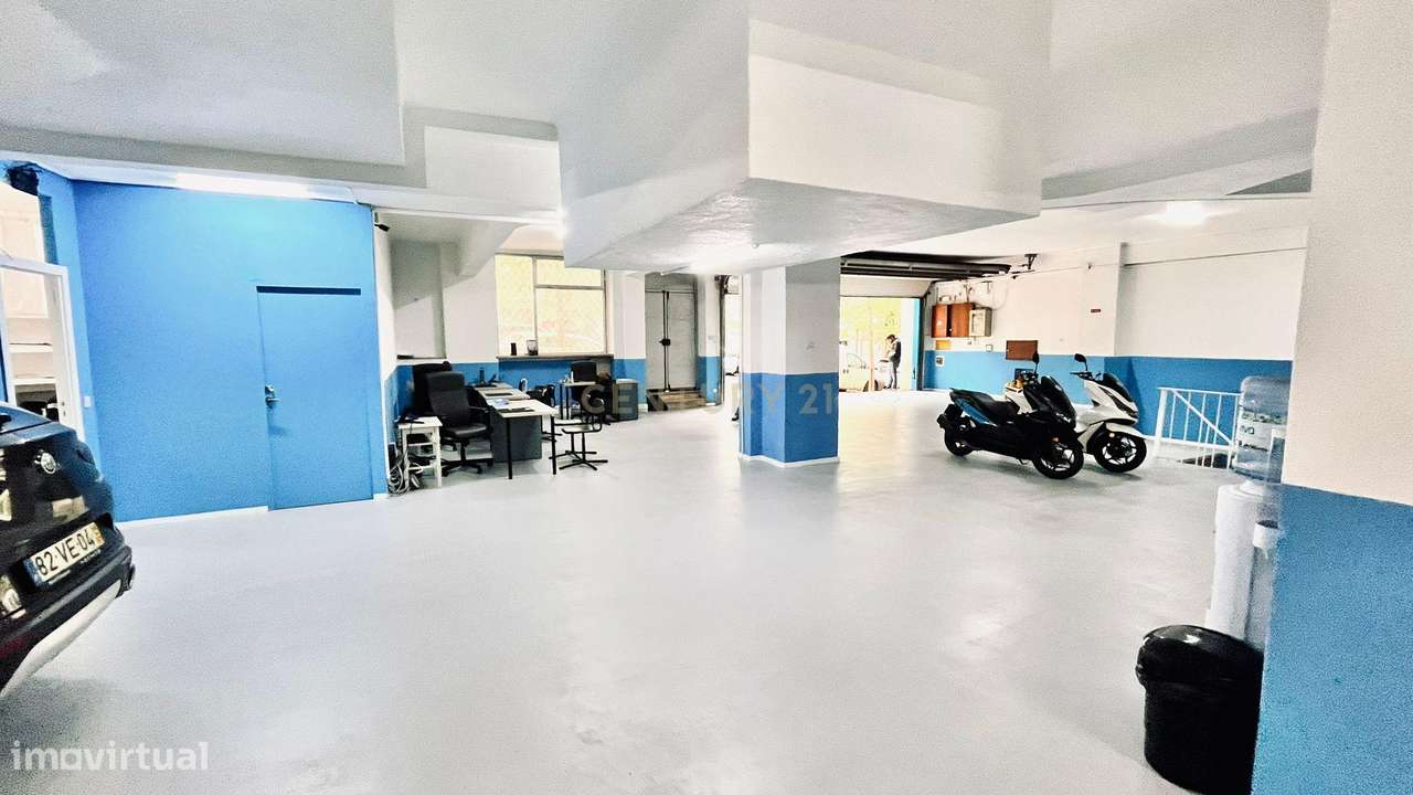 Armazém em Arroios  na Estefânia com 1640m - Grande imagem: 4/19