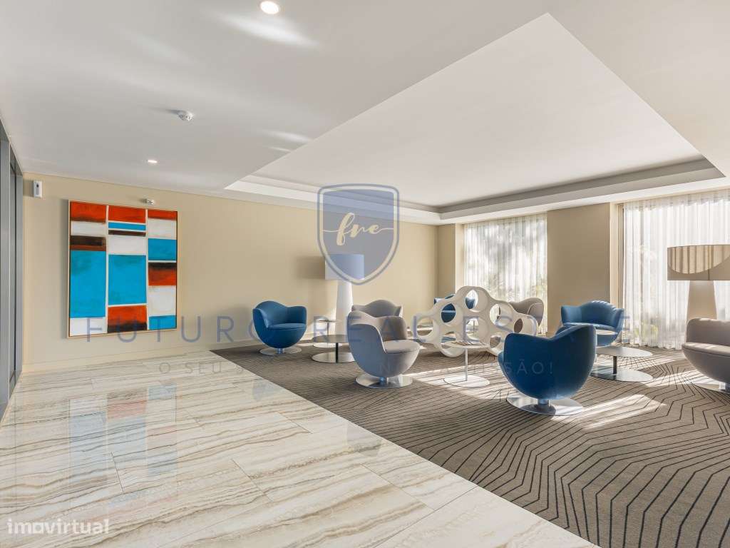 Estacionamento | Edifício Madeira Palace | Estrada Monumental - Grande imagem: 4/13