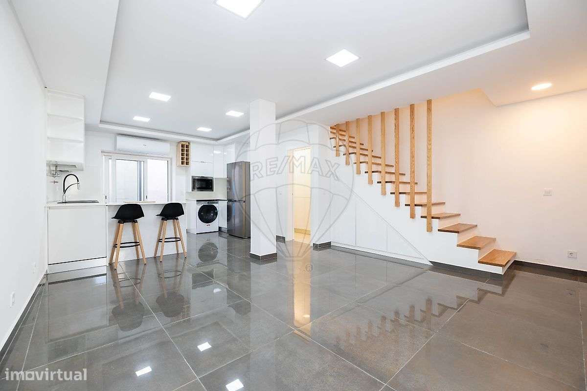 Moradia T2 para venda-0