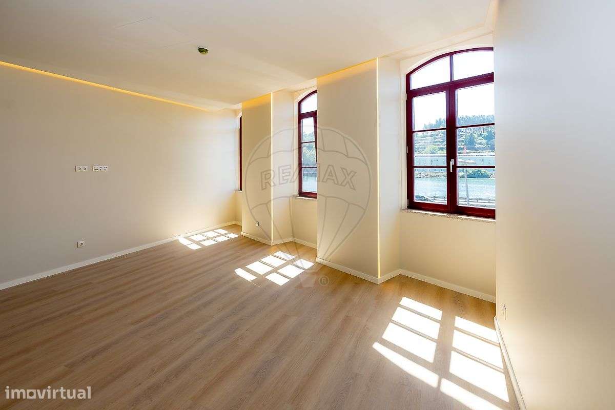 Apartamento T1 para arrendamento - Grande imagem: 2/18