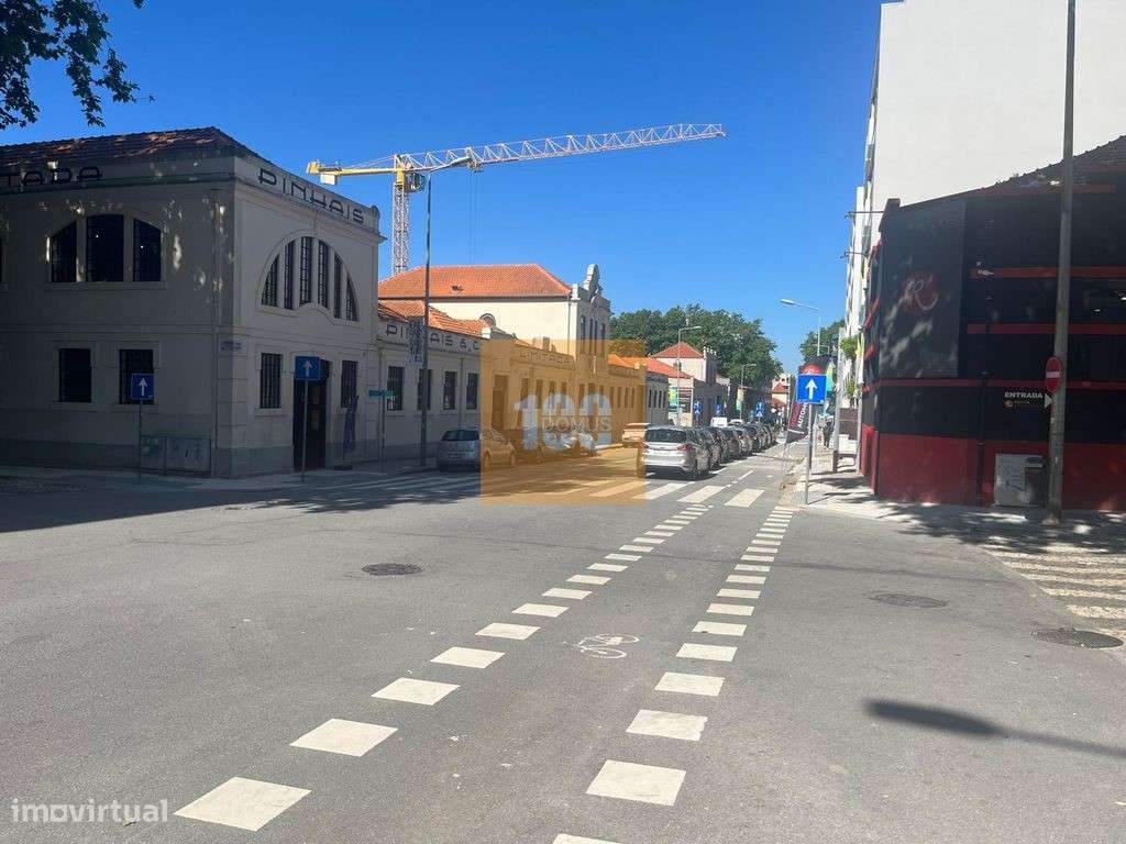T2 com varanda em Matosinhos Sul-13