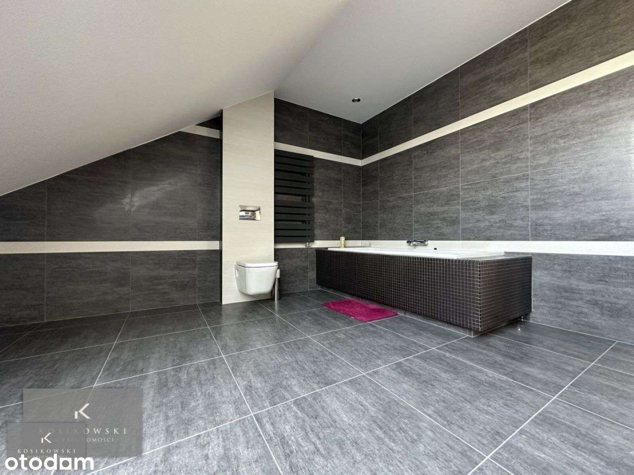 Przestronny dom z nowoczesnym układem w Namysłowie - Pełny obrazek: 4/11