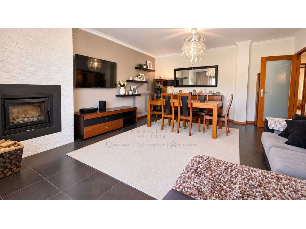 Apartamento T3 Renovado com Suíte e Garagem Fechada | Vila do Conde-2