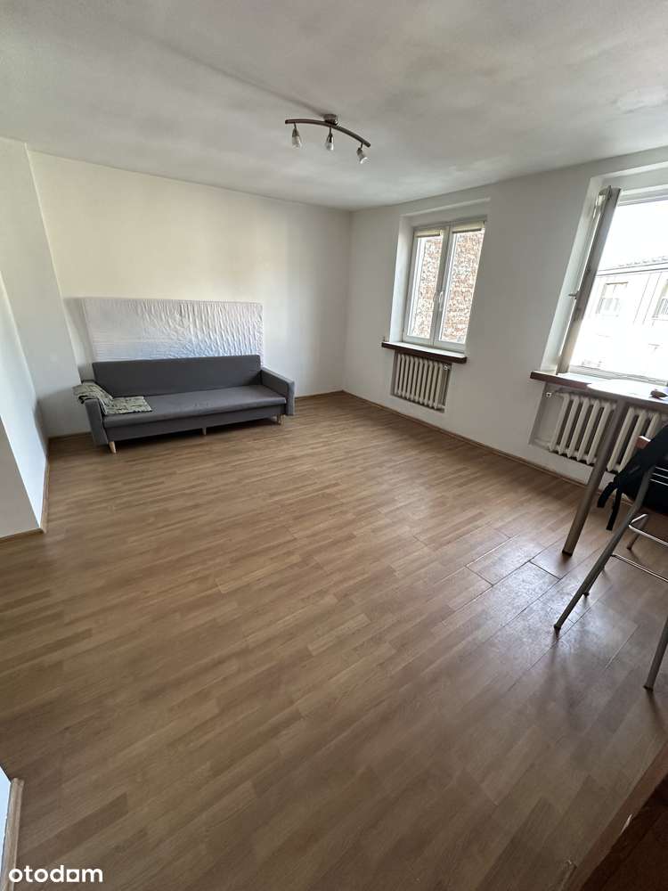 Zamieszkaj w Krakowie w okolicy ulicy Starowiślnej.-6