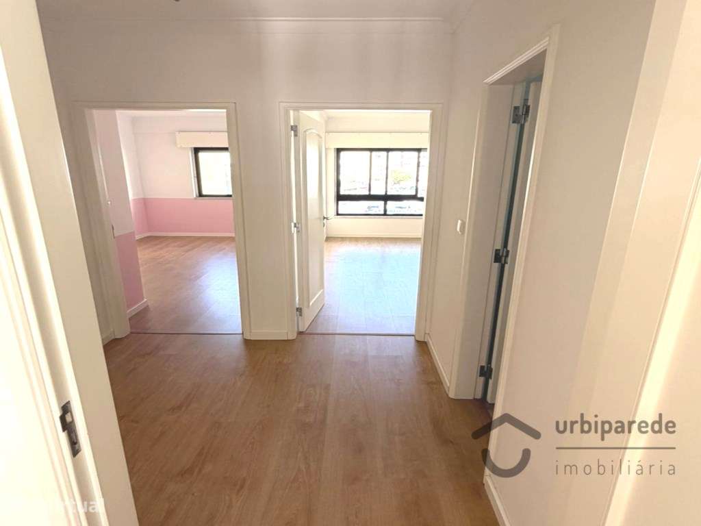 Apartamento T3 totalmente remodelado, no Cacém.-10