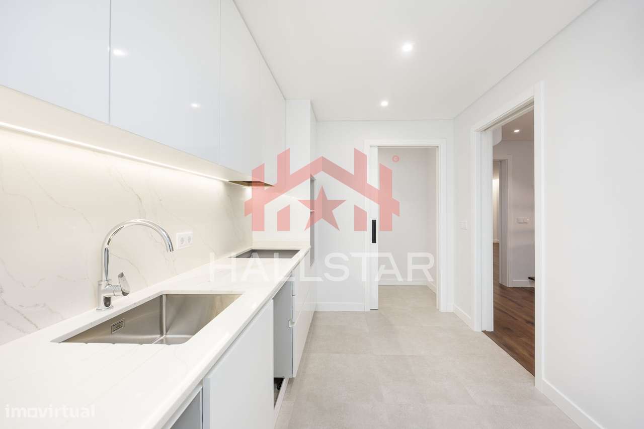 Moradia T3 Nova / Garagem / Centro da Cidade de Leiria - Grande imagem: 4/49