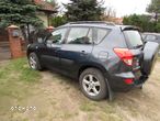 Toyota RAV4 - 3