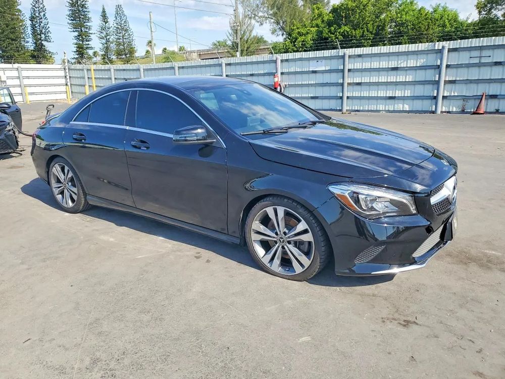 Mercedes-Benz CLA I 250 4Matic 7G-DCT 2017