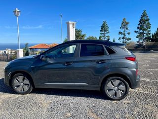 Hyundai Kauai EV 64kWh Premium