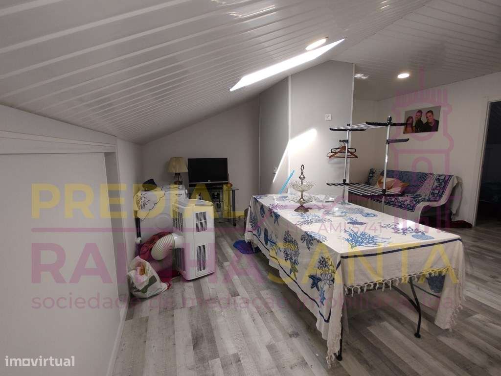 T2 c/ sótão dividido G. Entradas independentes- Mealhada Aveiro - Grande imagem: 4/18