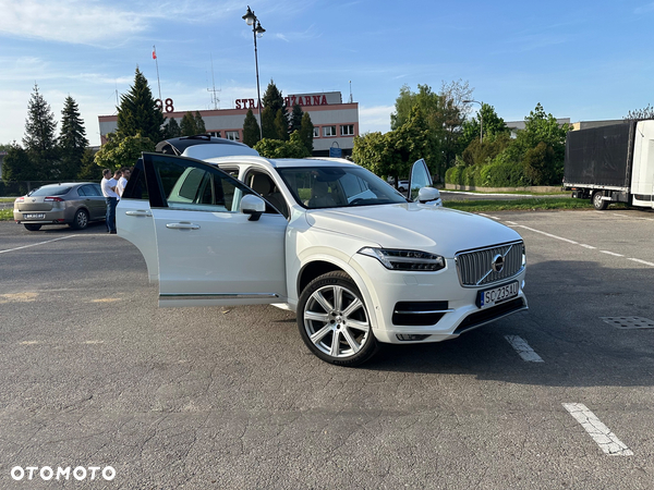 Volvo XC 90 - 8