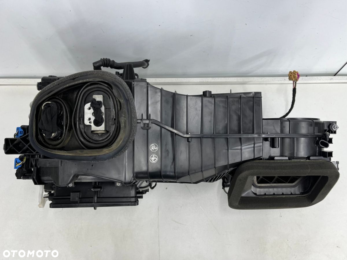 Nagrzewnica VW Golf V obudowa chłodnicy nagrzewnicy wody parownik klimatyzacji silniczki 1k1820003gb - 3