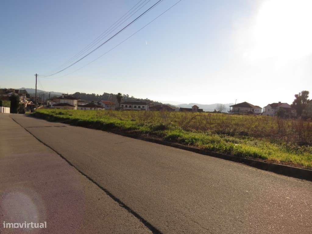 Terreno de Construção Habitacional | 7442m²